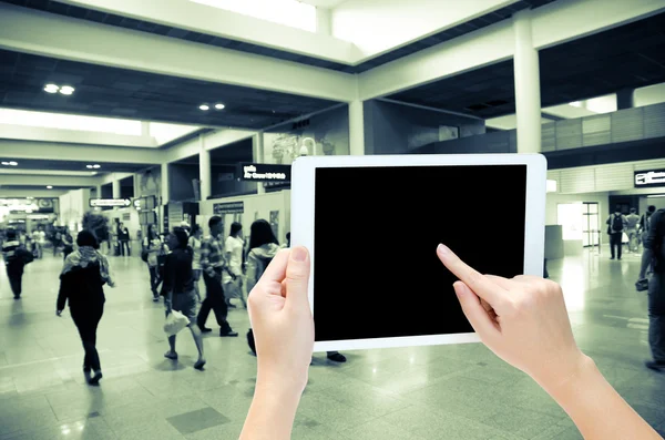 Woman hand holding the phone tablet on blur background — Stock Photo, Image