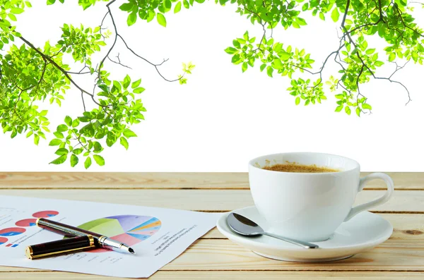 Filiżanka kawy z zielonym tle naturalny — Zdjęcie stockowe