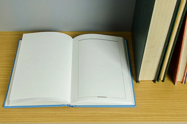 Blank open book on table — Stock Photo, Image