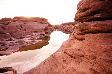 Sam-Pan-Bok Grand Canyon, Amazing rock delik taş Mekong içinde 