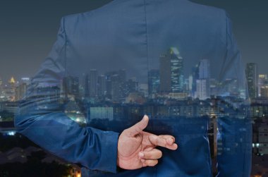 iş adam sahte işareti gece şehir arka plan ile iş con