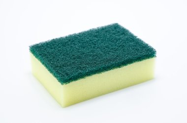 beyaz zemin üzerine sünger disk