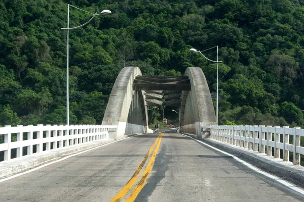 Γέφυρα Πάνω Από Ποτάμι Στη Βερανάπολη Βραζιλία — Φωτογραφία Αρχείου