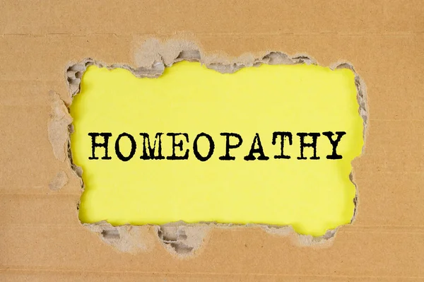 Homeopathie Wortkonzept Auf Gelbem Tisch Draufsicht — Stockfoto
