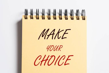 Deyimler seçimini yap. Seçenekler ve karar kavramı.