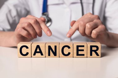 Kadın doktorların ellerinde kelime kanseri var..