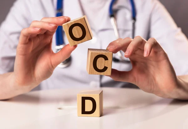 OCD-förkortning, psykisk störning. Psykologiskt begrepp. Tvångssjukdom — Stockfoto