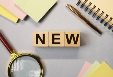 Yeni kelime metni. Eğitim ve iş konseptinde yeni.