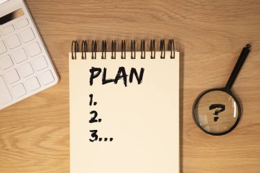Not defteri ya da planlayıcı üzerine kelime planı. Mali hedefler kavramı.