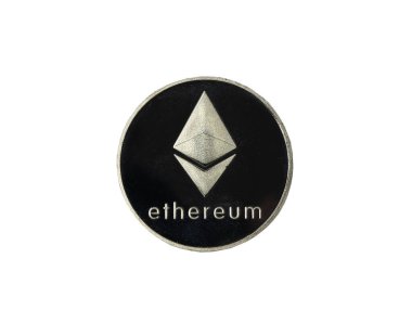 Beyaz arka planda izole edilmiş etherium ya da etherum gümüş sikke. eth sembolünün üst görünümü.