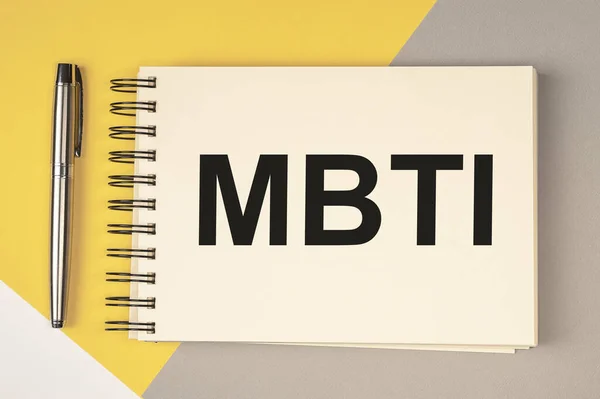 MBTI kısaltması yazıtları. Kişilik tipi için psikolojik test