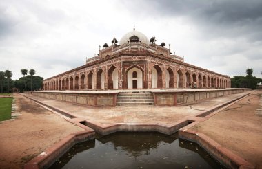 Humayuns tomb. New Delhi, India clipart