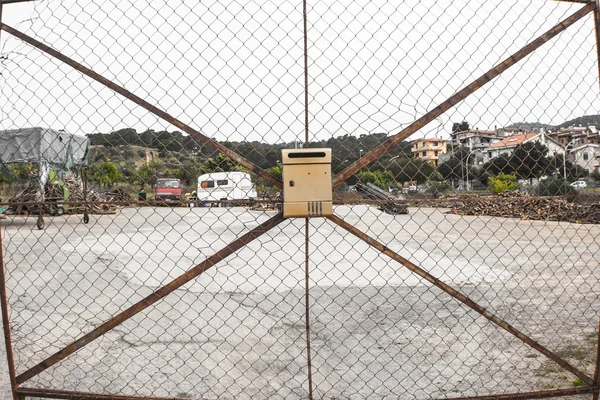 Cerca de caixa de correio geométrica — Fotografia de Stock