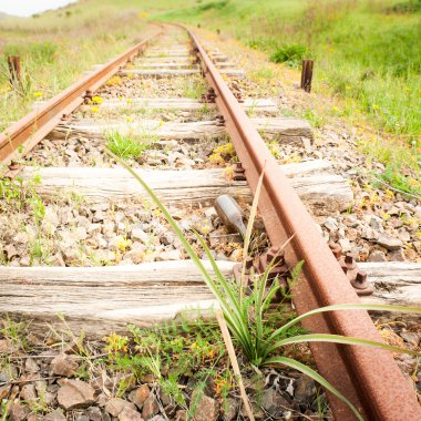 eski ahşap kravat demir