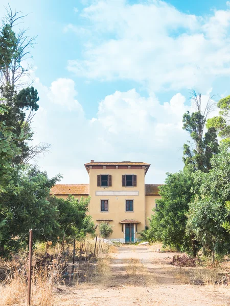 Oud huis van de angst — Stockfoto