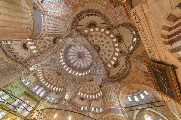 Modrá Mešita Turečtina Sultán Ahmet Camii Zdobený Vnitřní Strop Istanbulu — Stock fotografie