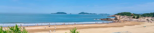 Putuo Dağı, Çin 'in Zhejiang Eyaleti' nin Zhoushan ilinin Putuo ilçesine bağlı bir dağdır.