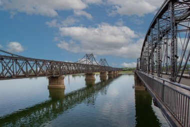 Sinuiju Özel Yönetim Bölgesi, Kore Demokratik Halk Cumhuriyeti 'nin özel yönetim bölgesidir. Sinuiju, Kuzey Kore 'nin dördüncü büyük şehridir..
