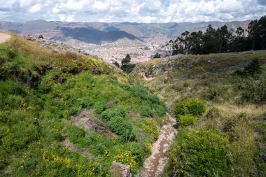 Machu Picchu, UNESCO 'nun Dünya Mirası sitesi olarak dünyadaki az sayıdaki kültürel ve doğal miras alanlarından biridir..