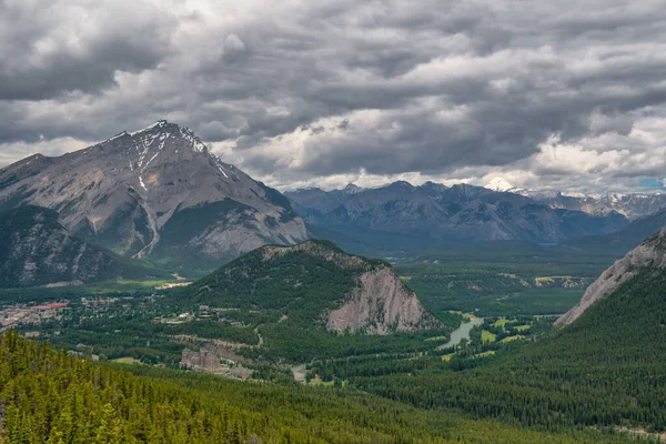 Banff National Park Kanadas Första Nationalpark Grundades 1885 Och Innehåller — Stockfoto