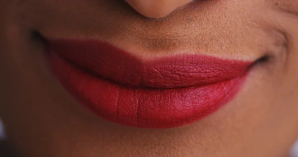 Primer plano de labios rojos sexy — Foto de Stock