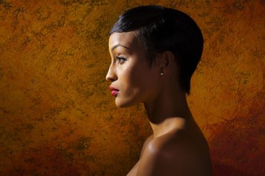 Güzel siyah kadın portresi