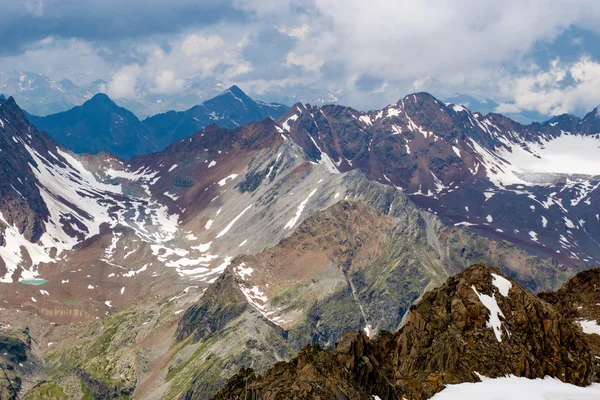Alplerdeki Oetztal bölge