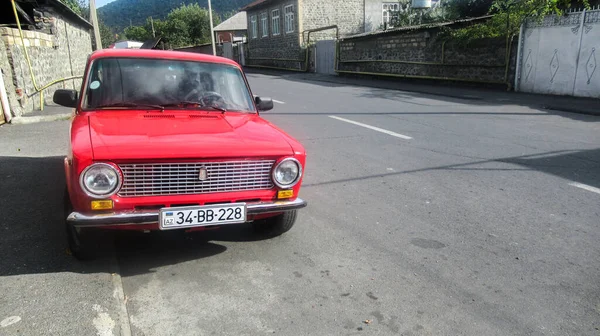 Gakh Azerbaïdjan Juillet 2020 Voiture Russe Soviétique Rouge — Photo