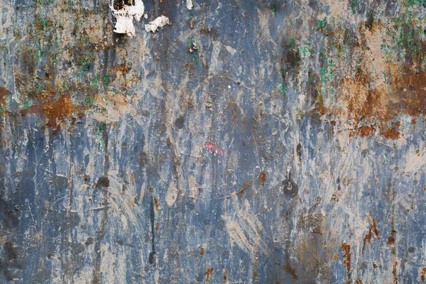 Pintura antigua agrietada azul sobre fondo metálico — Foto de Stock