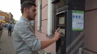 Adam Park için kredi kartıyla ödeme