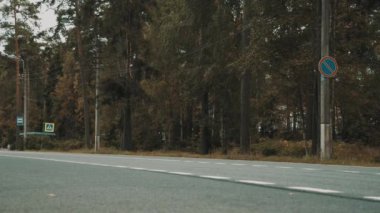 Rusya, Saint Petersburg - 2 Eylül 2015 araba sürüş contry yolda