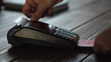 Terminal üzerinden kredi kartı ile ödeme
