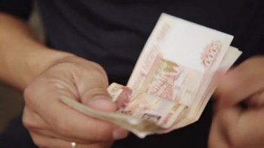 Para sayan adam.