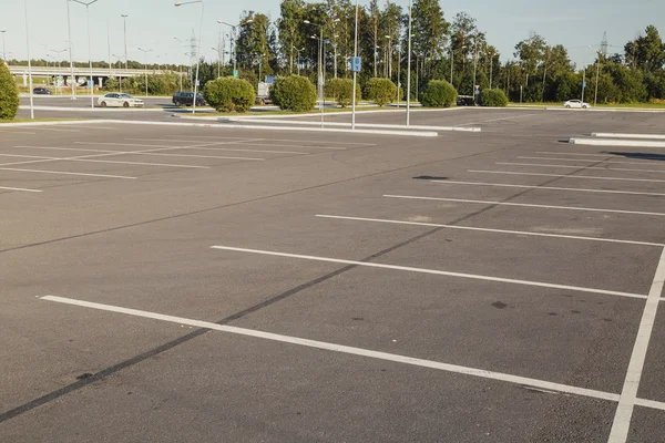 Empty parking lot area — Stockfoto