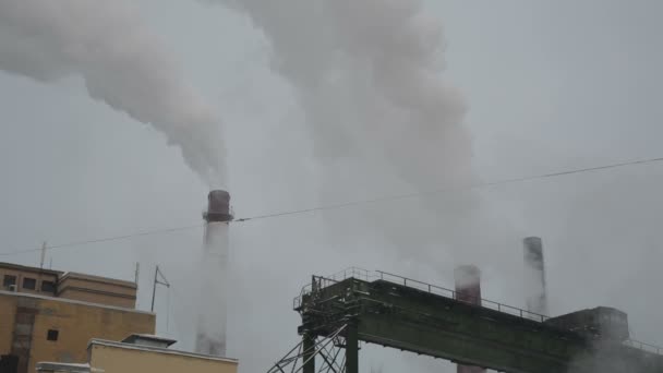 Fondo de humo chimenea industrial — Vídeos de Stock