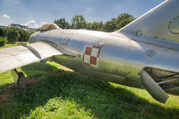 Самолет: Лим-1 (лицензия МиГ-15, НАТО: Фагот). Крыло.