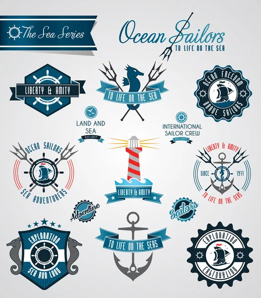 Marinheiros do oceano crachás e cristas — Vetor de Stock