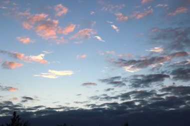 fantastik bulutlar fotoğraf manipülasyon yağlı boya, manzara illüstrasyon,