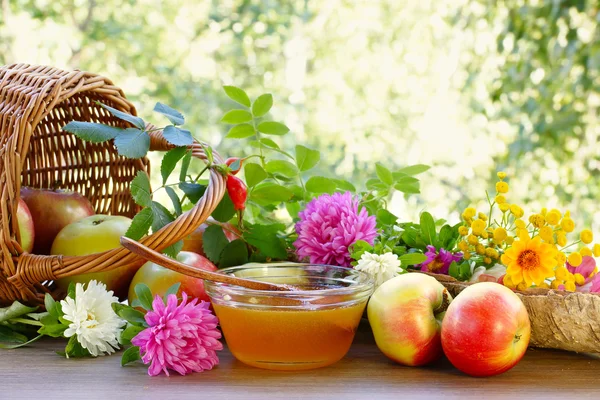 Kwiat miód, jabłka i ogród — Zdjęcie stockowe