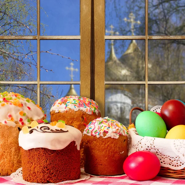 Easter Easter Cakes Colorful Eggs Background Window Window Dome Temple — Zdjęcie stockowe