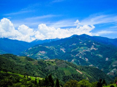 Dağlar manzara, Tayvan bakan