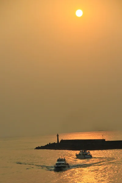 Feribot, gün batımı tekne