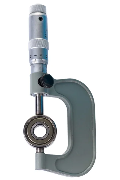 Micrômetro com instalado para medir o rolamento — Fotografia de Stock