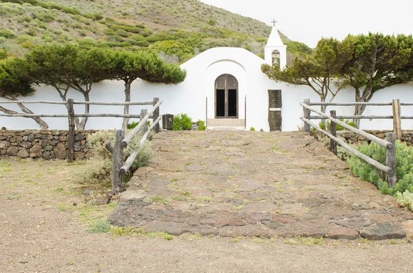 Igreja da Virgem de Los Reyes, La Dehesa, El Hierro . — Fotografia de Stock