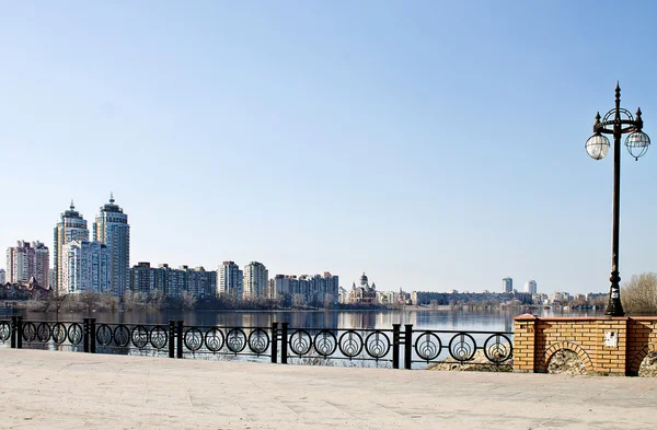 Embankment  in Kiev — Stock Photo, Image