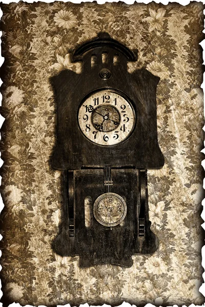 Geçmişe dönük eski saat