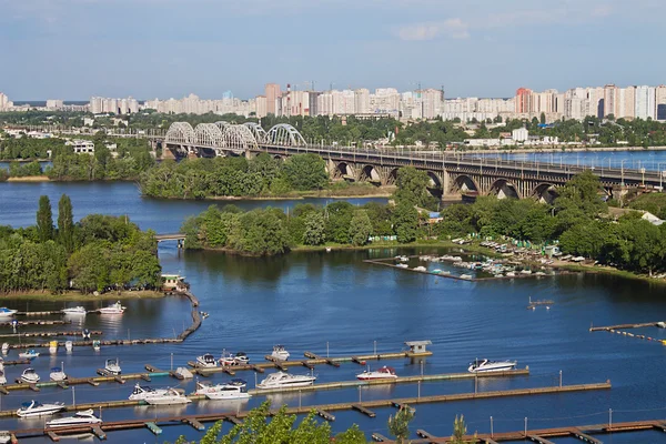 Kiev zomer landschap — Stockfoto
