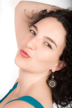 Güzel genç kadın flört