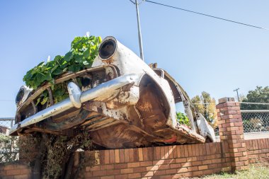 Araba Batığı olarak Bahçe duvar