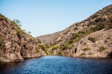 İnsan baraj yapımı